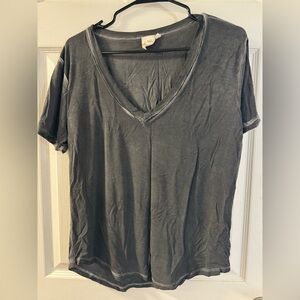 🖤 White Crow Washed V-Neck Tee – Charcoal Gray – Size L